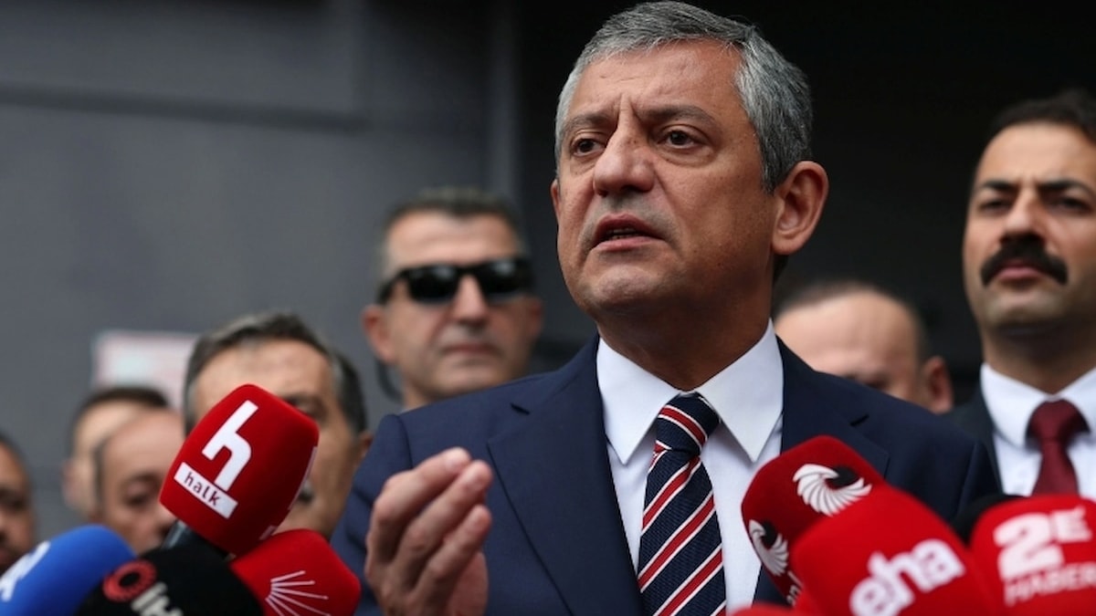 CHP'de kriz derinleşiyor: Özgür Özel'in istifa planı ortaya çıktı