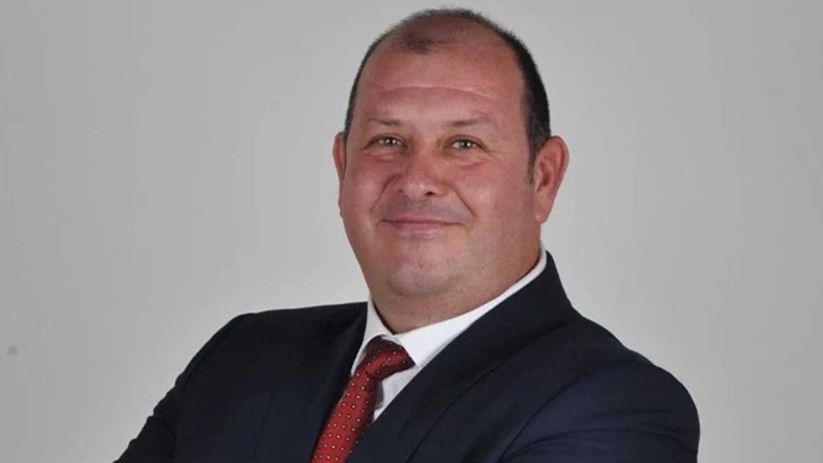 CHP'li Menderes Belediye Başkanı İlkay Çiçek Hakkında Bilgiler