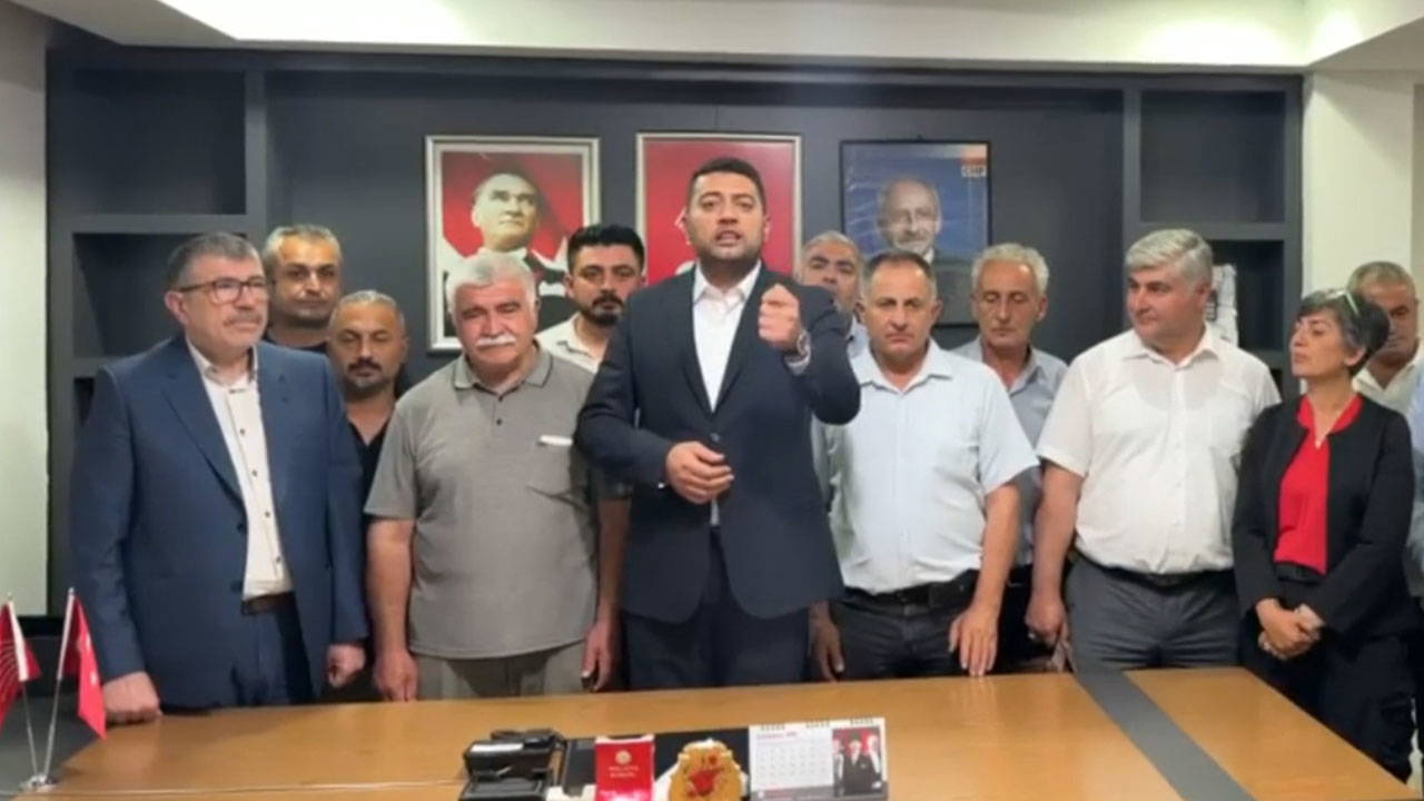 CHP Malatya İl Başkanı Hakan Satılmış, gece yarısı il binasına girdi