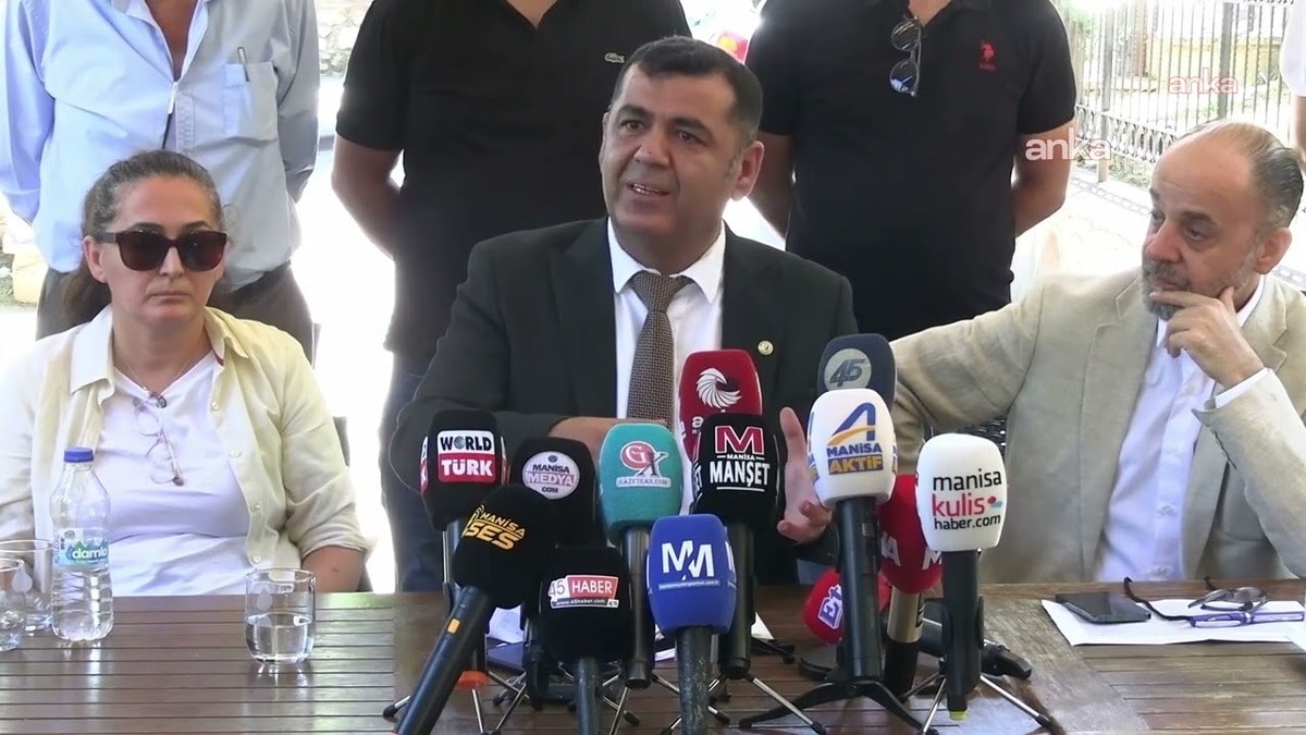CHP Manisa İl Başkanı Engin Uzun Sağlık Gerekçesiyle İstifa Etti