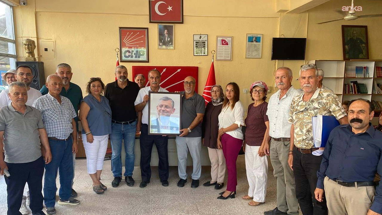 CHP Mut ve Silifke'de Toplu İstifa: YENİ Parti'ye Geçtiler