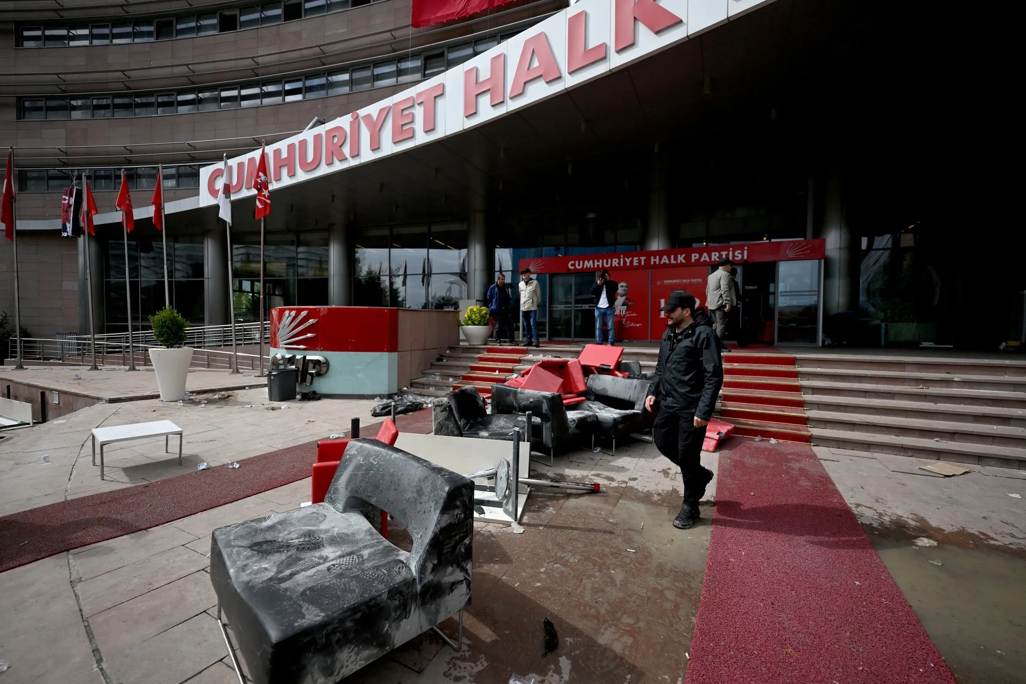 CHP'de mutlak butlan kararı sonrası süreç nasıl işleyecek