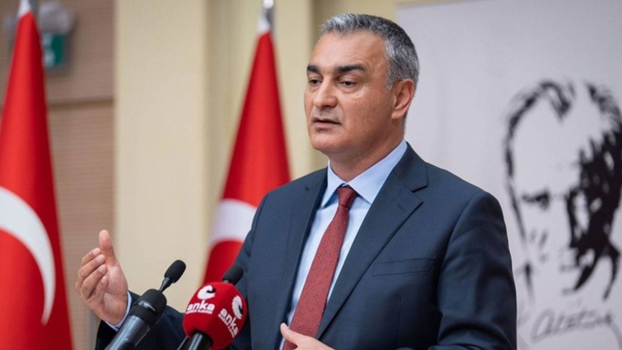 CHP MYK toplandı: Müslim Sarı açıklama yapıyor