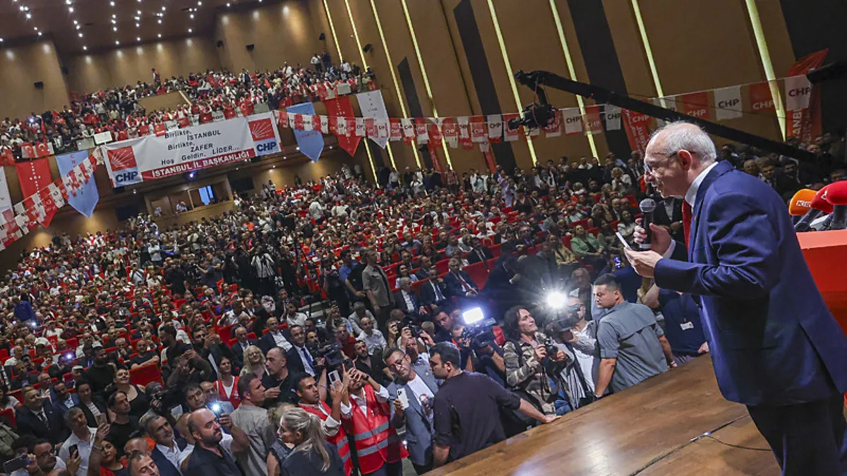 CHP'nin Sarıyer Etkinliğinde 'Cast Ajansı' Skandalı: Soruşturma Başlatıldı