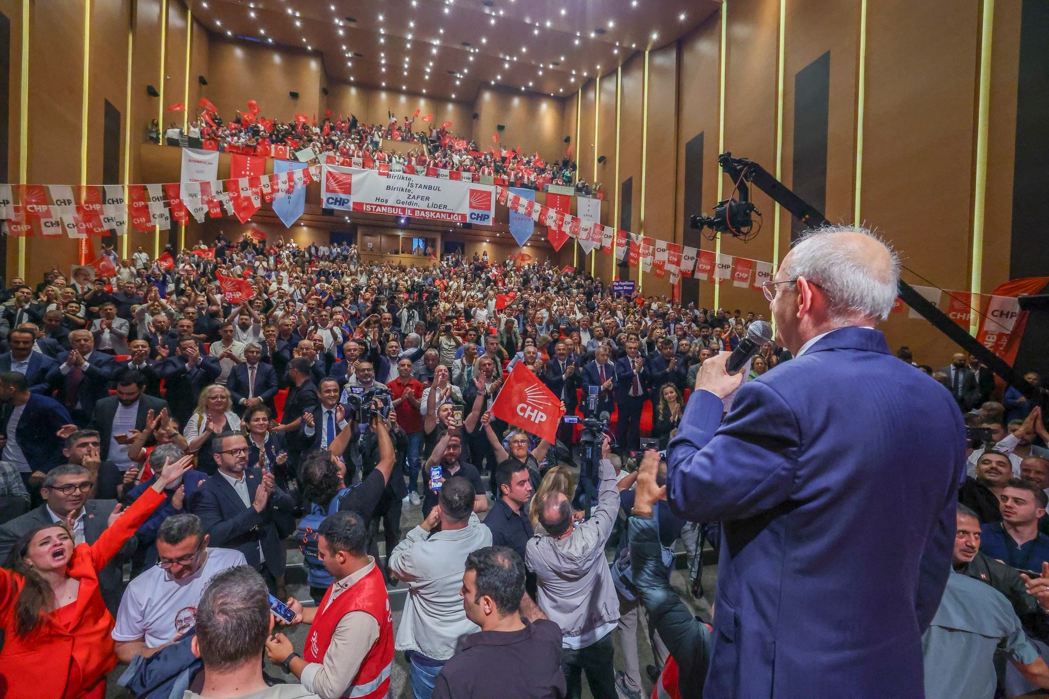 CHP Sarıyer etkinliğinde 'cast ajansı' iddiası soruşturma başlatıldı