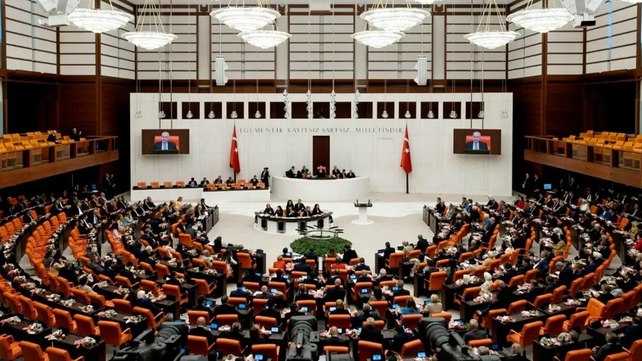 CHP'nin Seçim Güvenliği Önergesi AKP ve MHP Oylarıyla Reddedildi