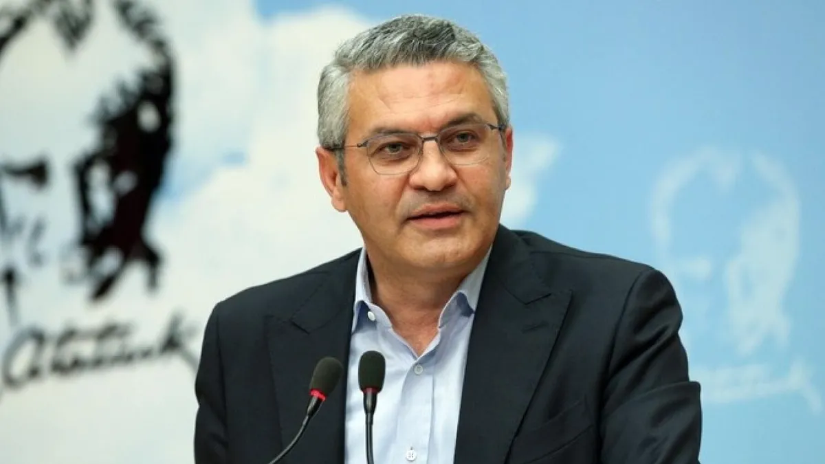 CHP’de Üçüncü Yol tercihini yaptı: Oğuz Kaan Salıcı partide kalmayı seçti