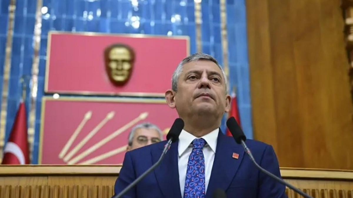 CHP'de 'Yeni Parti' hareketi: Sosyal medya hesabı açıldı, Özgür Özel'den açıklama