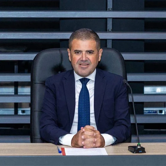 CHP'de Yeni Parti Temizliği: 9 Vekilin Dosyası Kapatıldı, Mezitli Başkanı İhraç Edildi