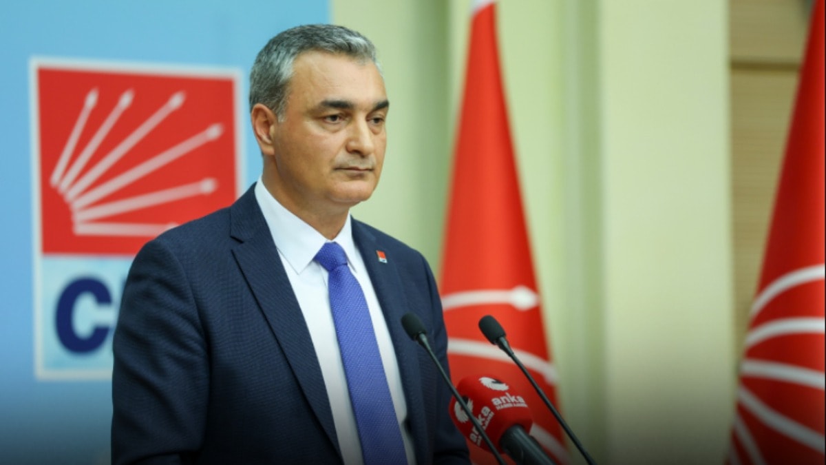 CHP Yönetimi Üsküdar Belediyesi'ne Operasyonu 'Kopyala-Yapıştır' ile mı Yönetiyor