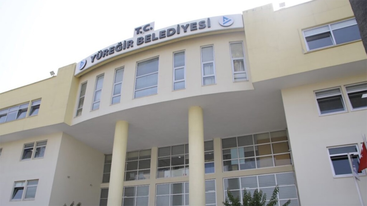 CHP'nin kazandığı Yüreğir Belediyesi AKP'ye geçti