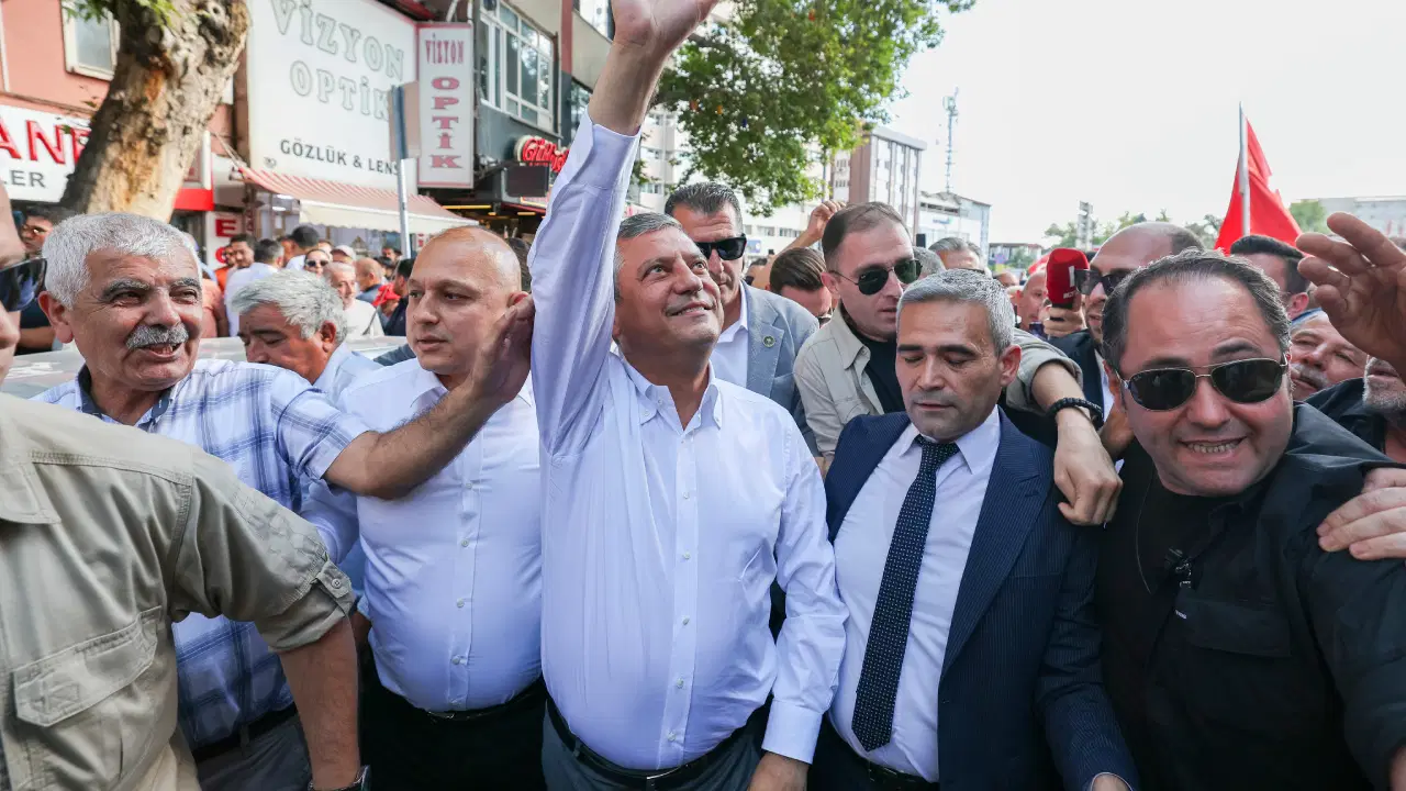 CHP'de ayrılık: Özgür Özel bugün yeni partiyi kuracak