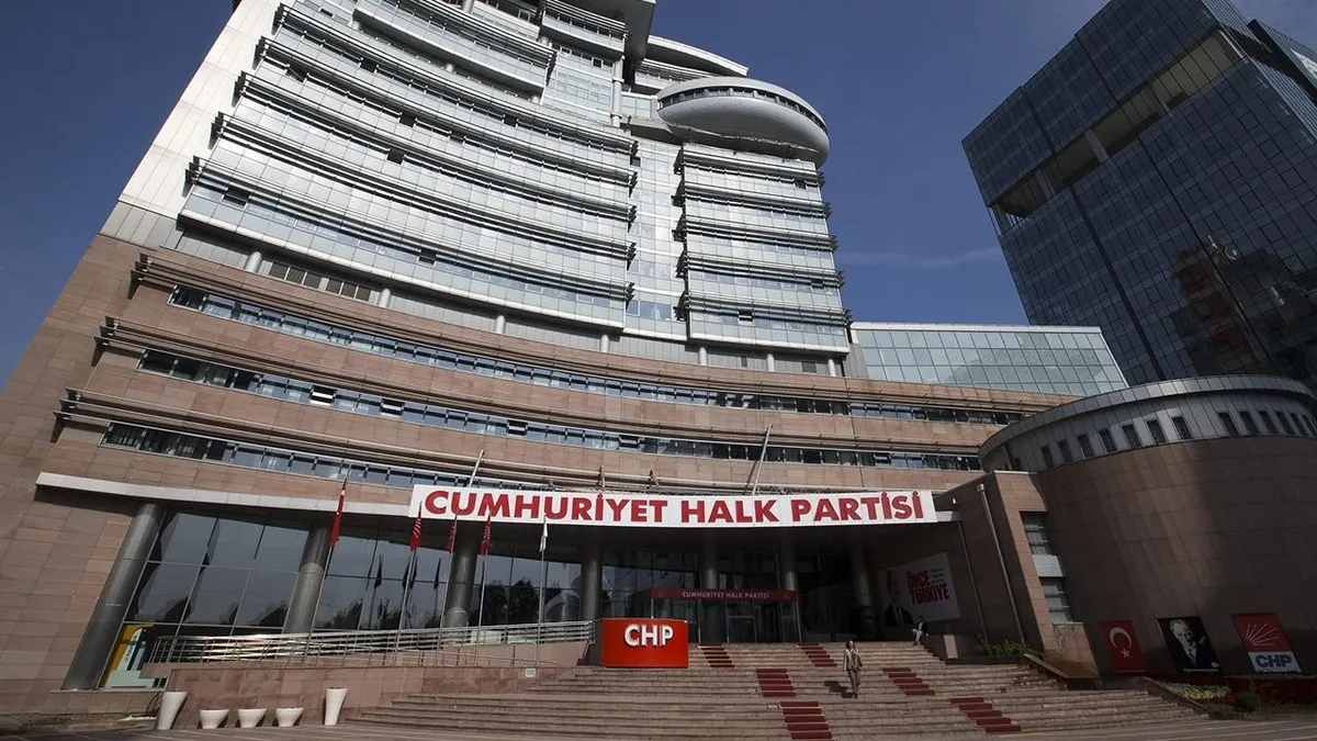 CHP'de 'bir bölen' kavgası! Genel Merkez'den sert sözler