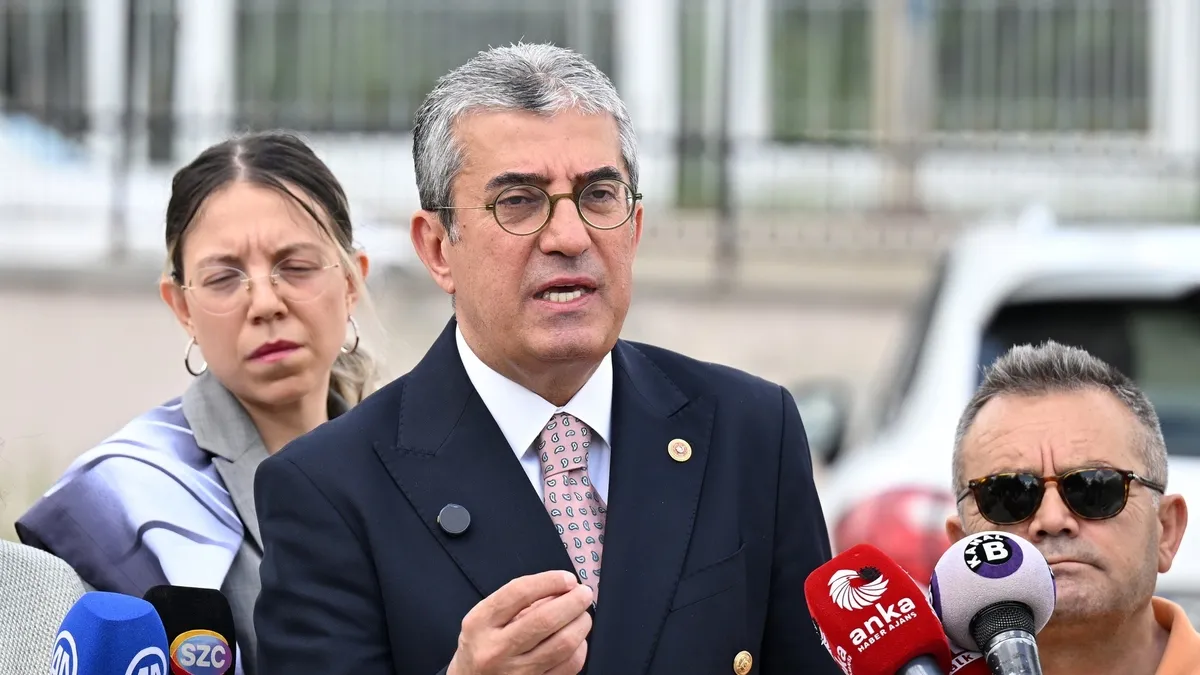 CHP'de Gökhan Günaydın krizi: İhraç talebi reddedildi, görevine iade edildi