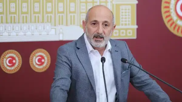 CHP'de kriz büyüyor: 'Partiyi özel mülkü gibi görenler var