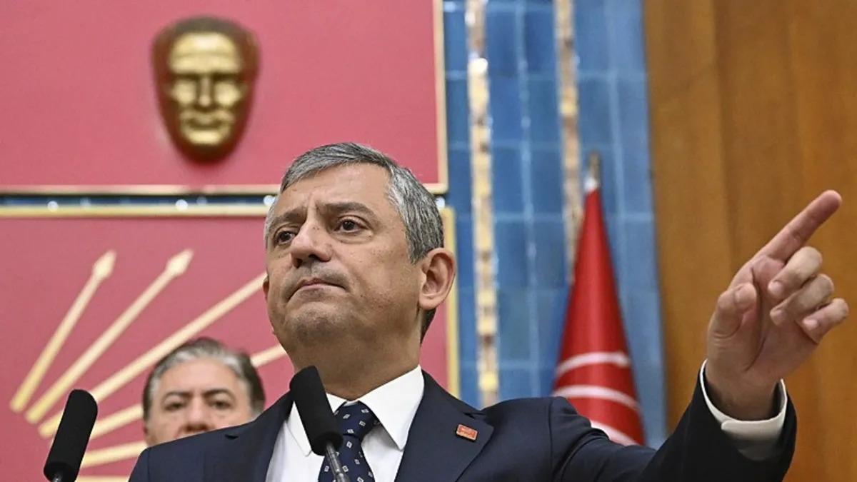 CHP'de toplu istifa iddiası: Özel ekibi rozetleri çıkarıyor