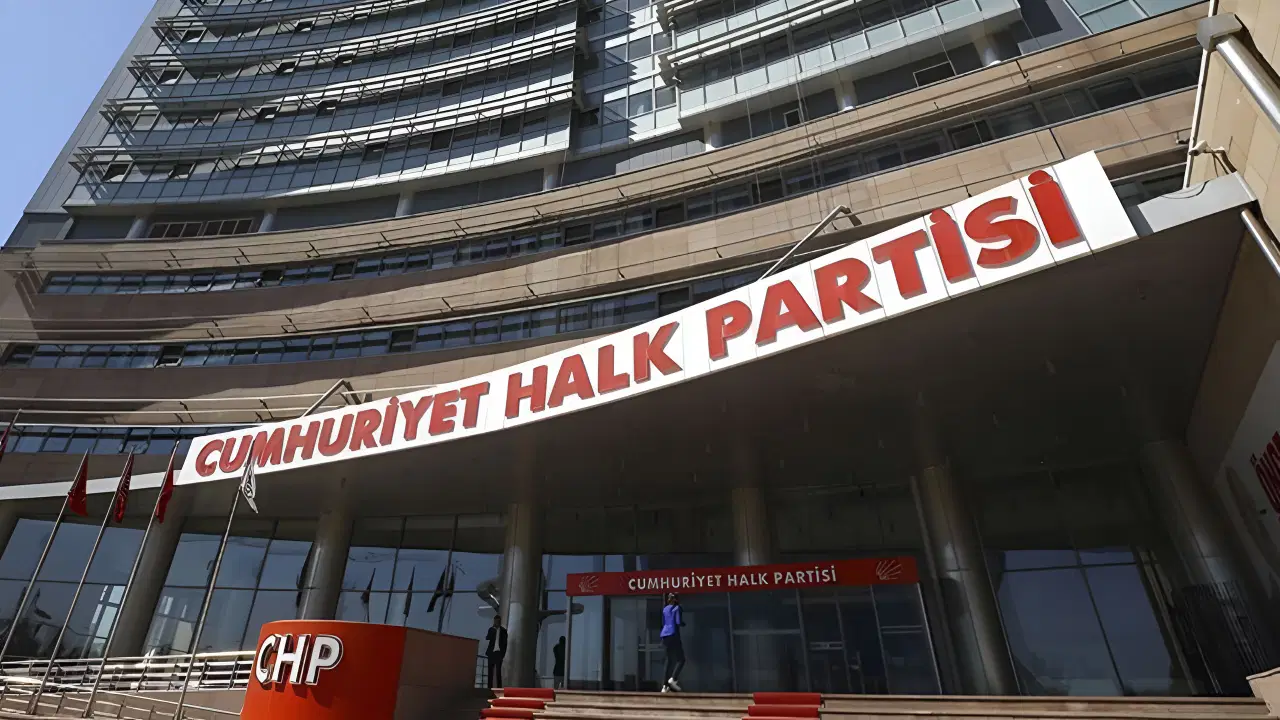 CHP'de yeni ihraç listesi iddiası: Tanal ve Zeybek hedefte