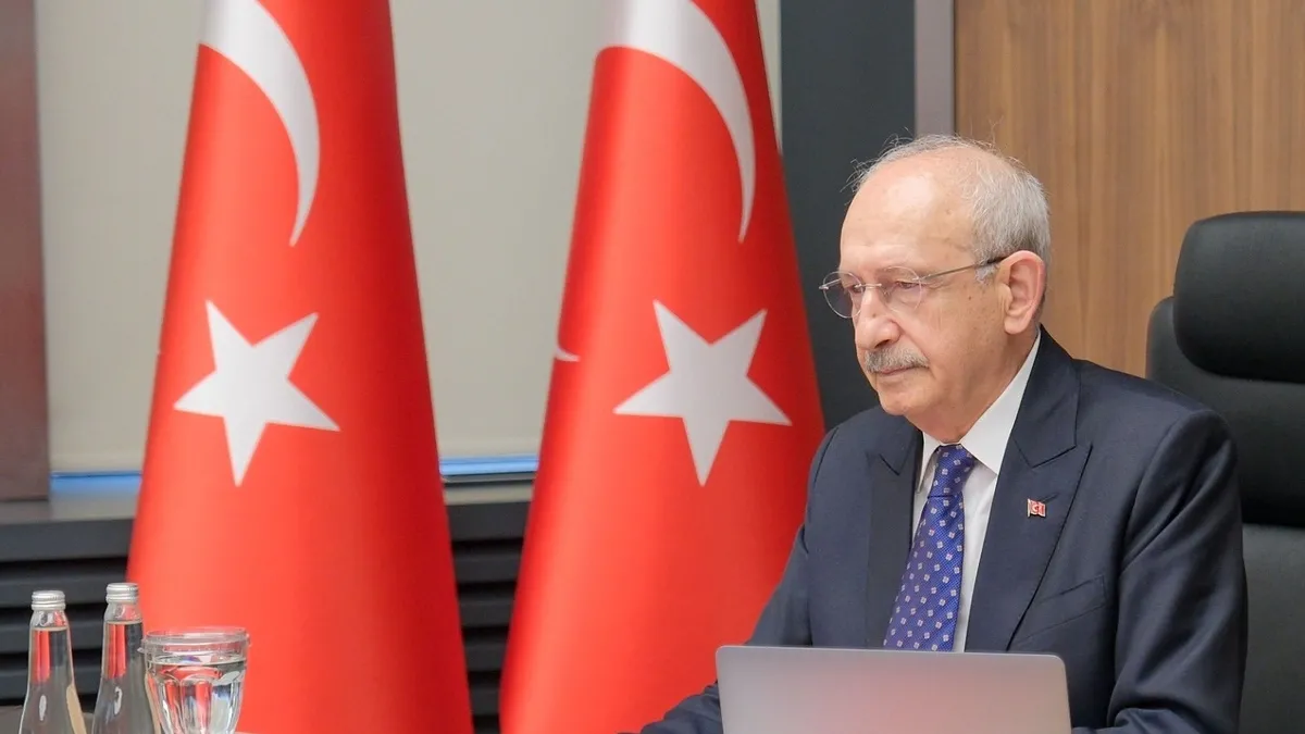 CHP'de yeni ihraçlar yolda: Kılıçdaroğlu'ndan Özgür Özel'e son uyarı