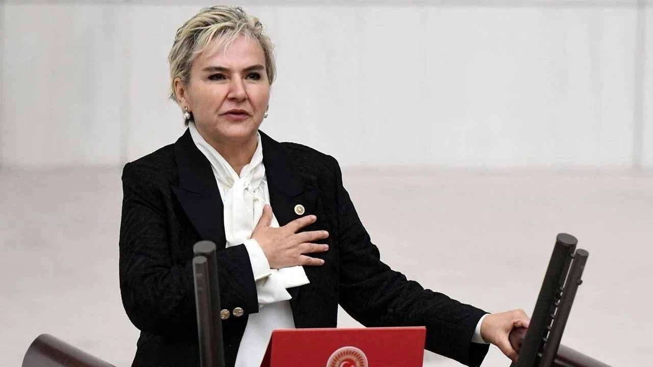 CHP'den AKP'ye geçen vekilin 'hayali' üniversitesi: Tanınmayan diploma
