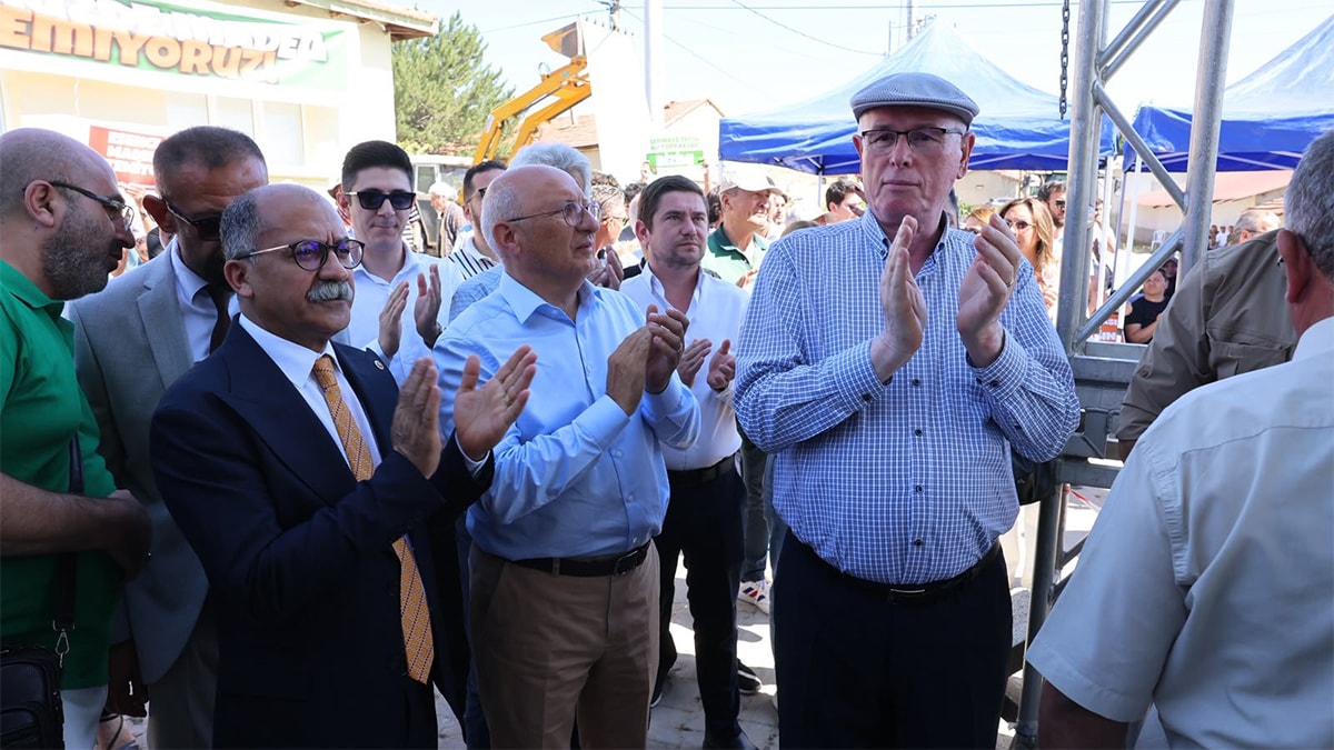 CHP'den bir istifa daha: Odunpazarı Belediye Başkanı Kazım Kurt Yeni Parti'ye katılıyor