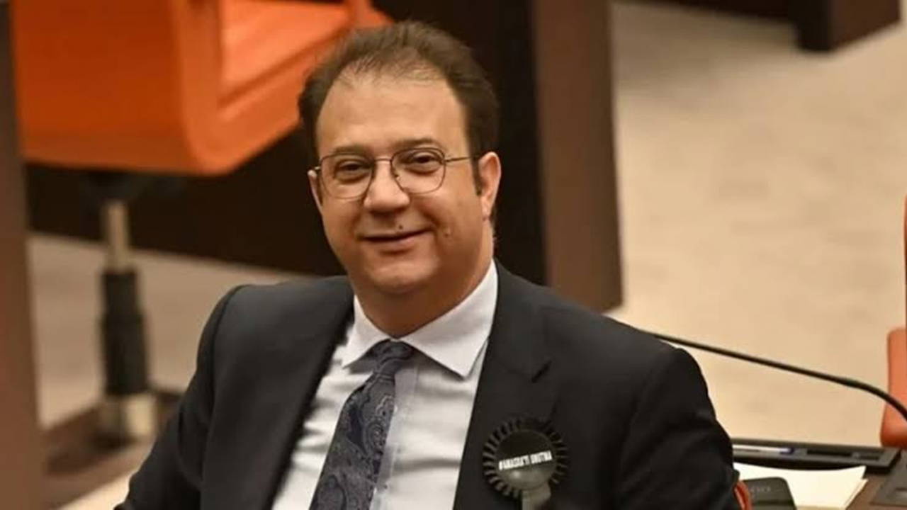 CHP'li Alp'ten YENİ Parti'ye tayt polemiği