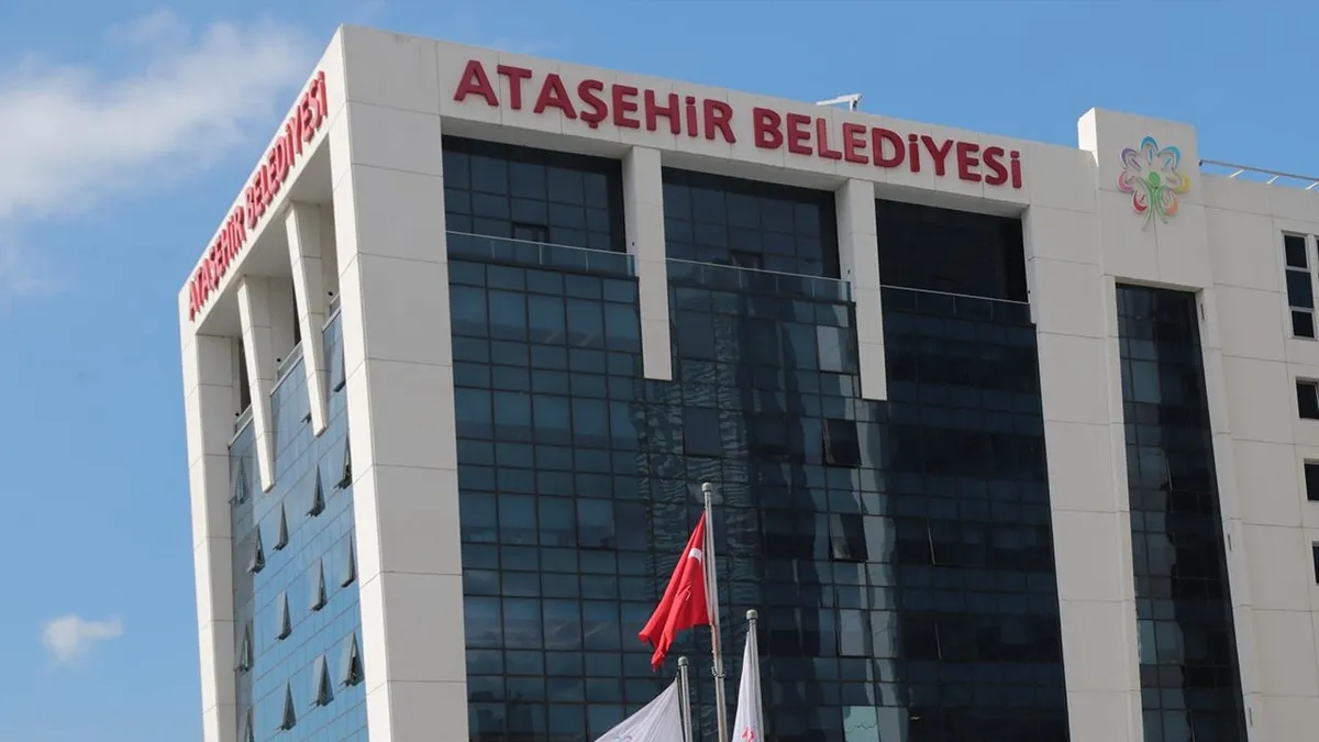 CHP'li Ataşehir Belediyesi'nde 6 Meclis Üyesi AK Parti'ye Geçti