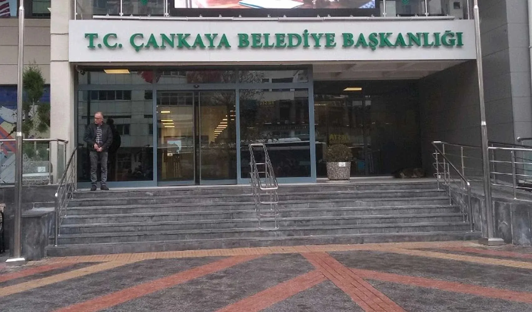 CHP'li Çankaya Belediyesi'ne operasyon: Başkan Güner gözaltında