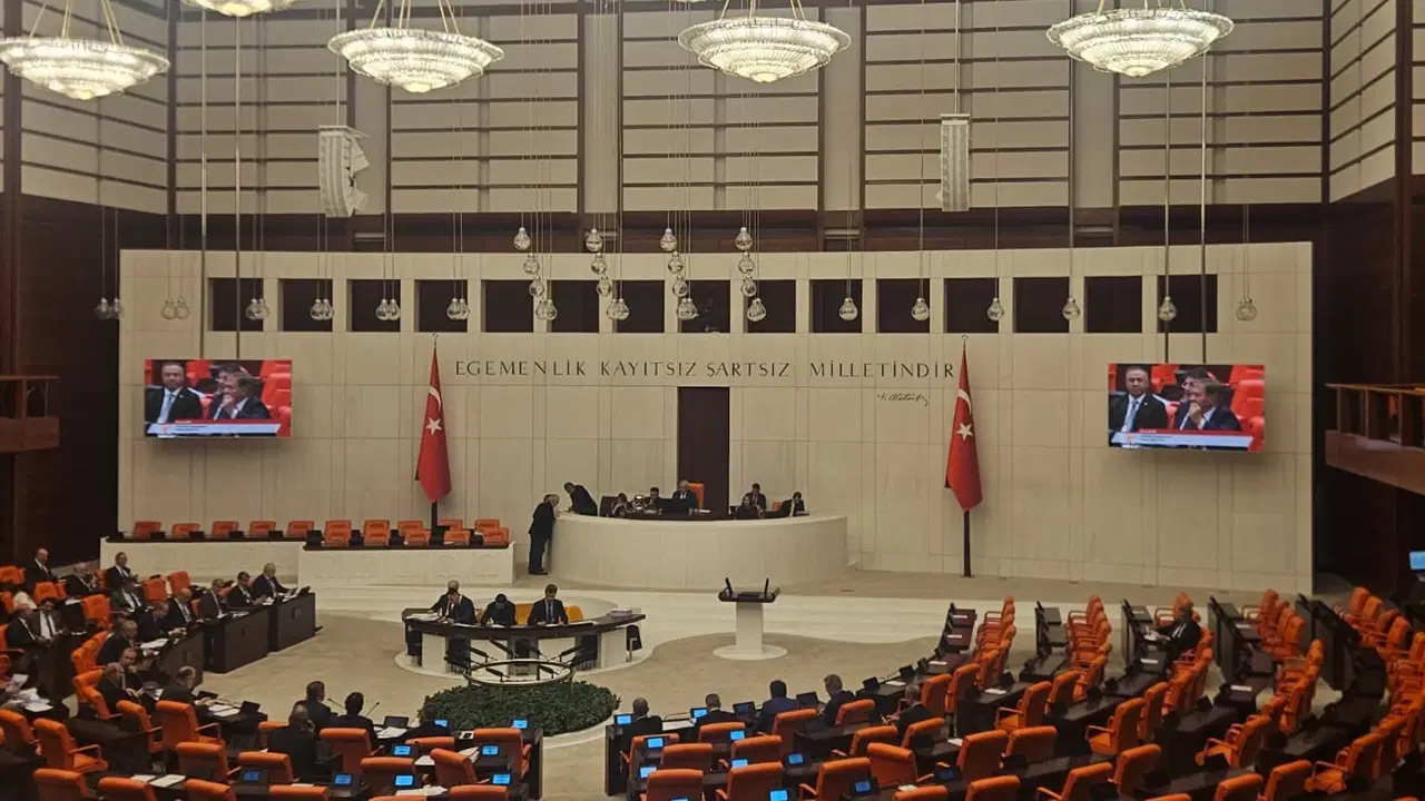 CHP'li Emir'den AKP'li Gül'e sert 'Ahbap' çıkışı