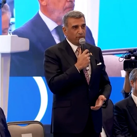 CHP'li Erol'dan Bakan Kurum'a Deprem Sonrası Övgü: 'Emsali Görülmemiş Hikaye