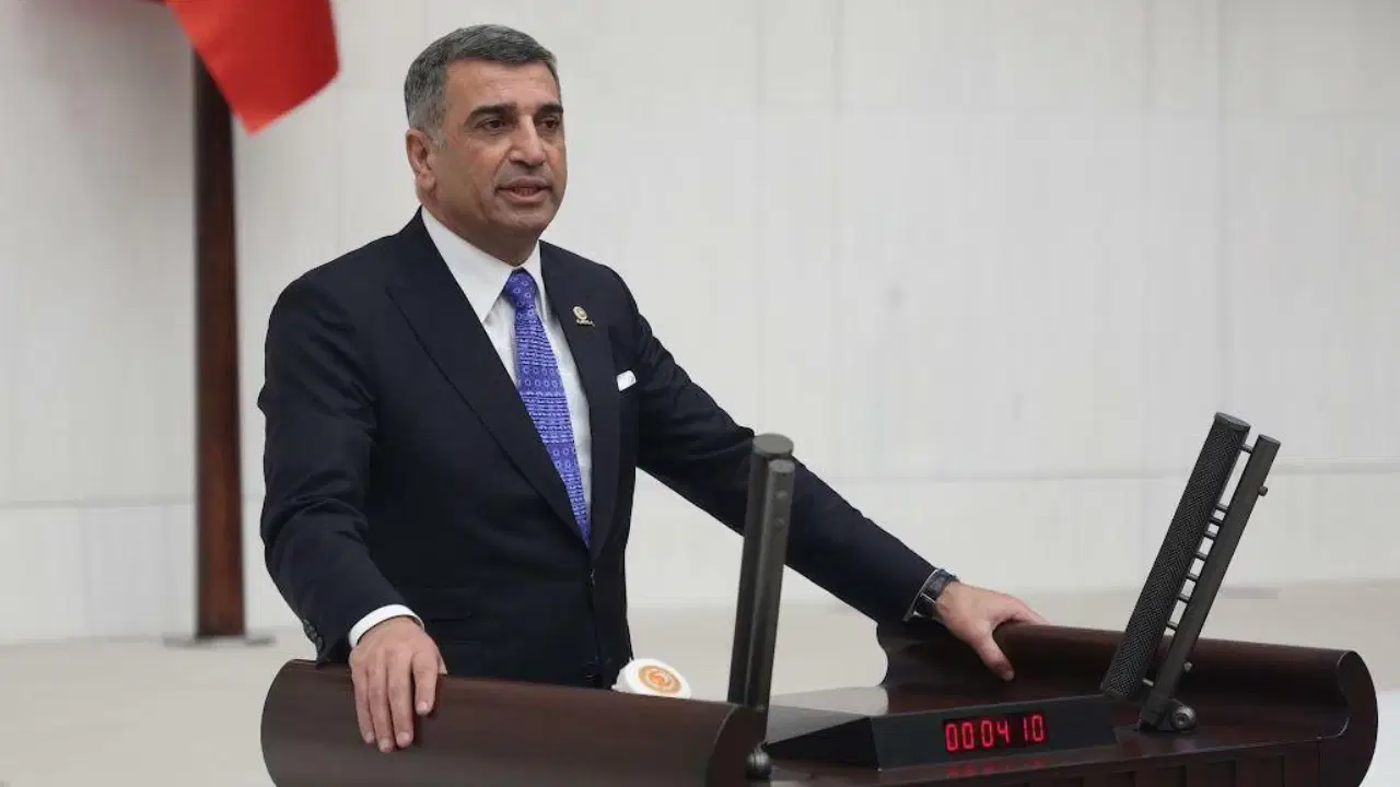 CHP'li Erol: 39. Kurultay 38'in delegeleriyle yapılabilir