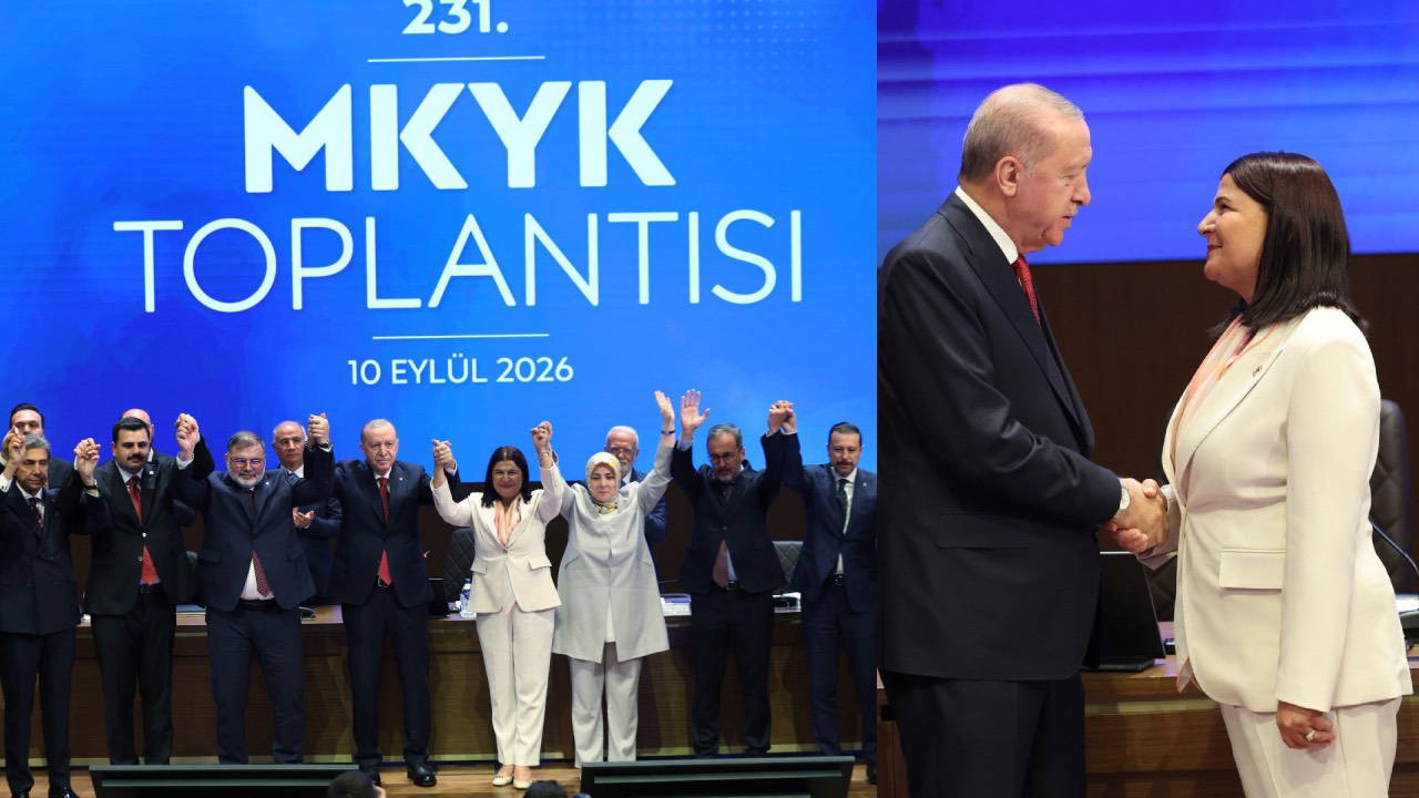 CHP'li Foça Belediye Başkanı AKP'ye geçti: Rozetini Erdoğan taktı