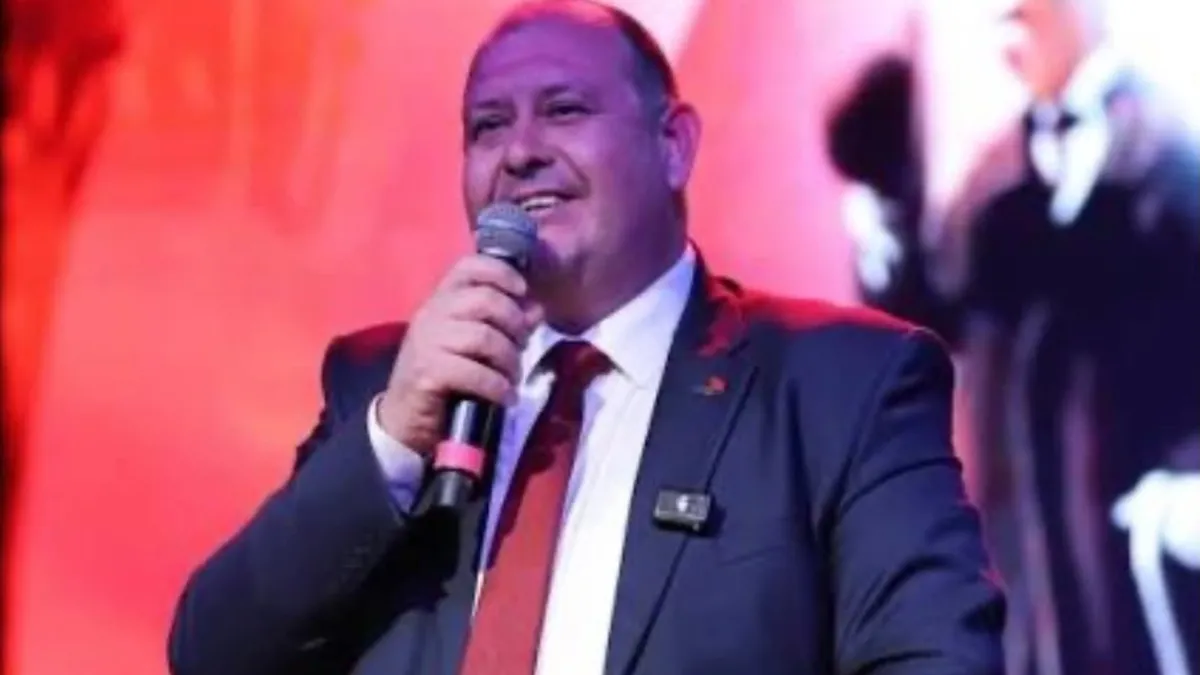 CHP'li Başkan İlkay Çiçek'ten çelişkili savunma: 'Özel sohbet' dedi, 'Yapay zeka'ya geçti