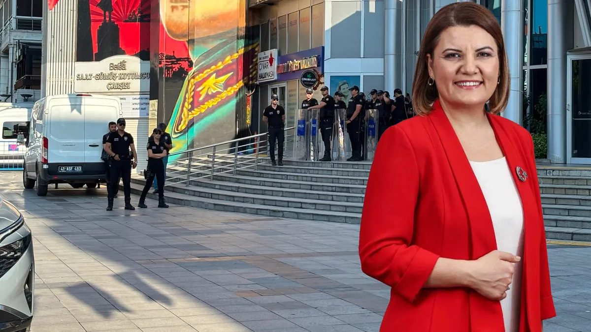 CHP'li İzmit Belediyesi'ne operasyon: Başkan Fatma Kaplan Hürriyet ve eşi gözaltında