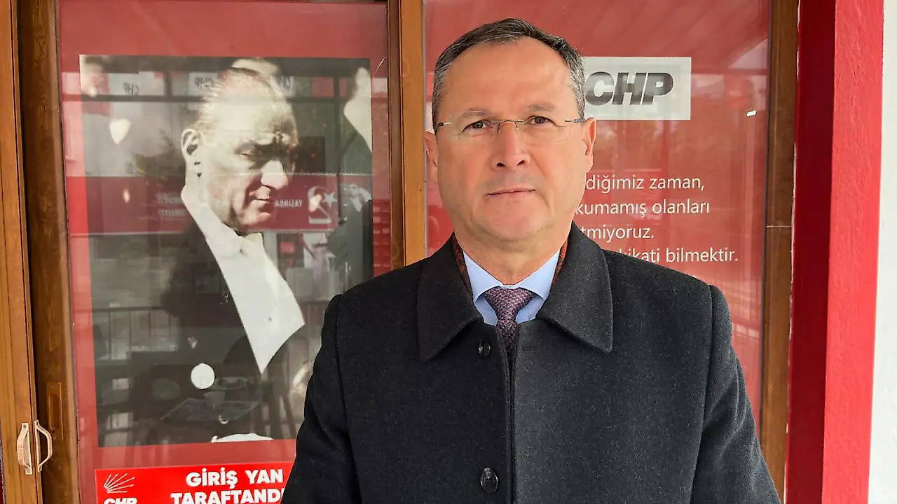 CHP'li Meclis Üyesi Ruhtan Başkaya Çin'de Alıkonuldu İddiası