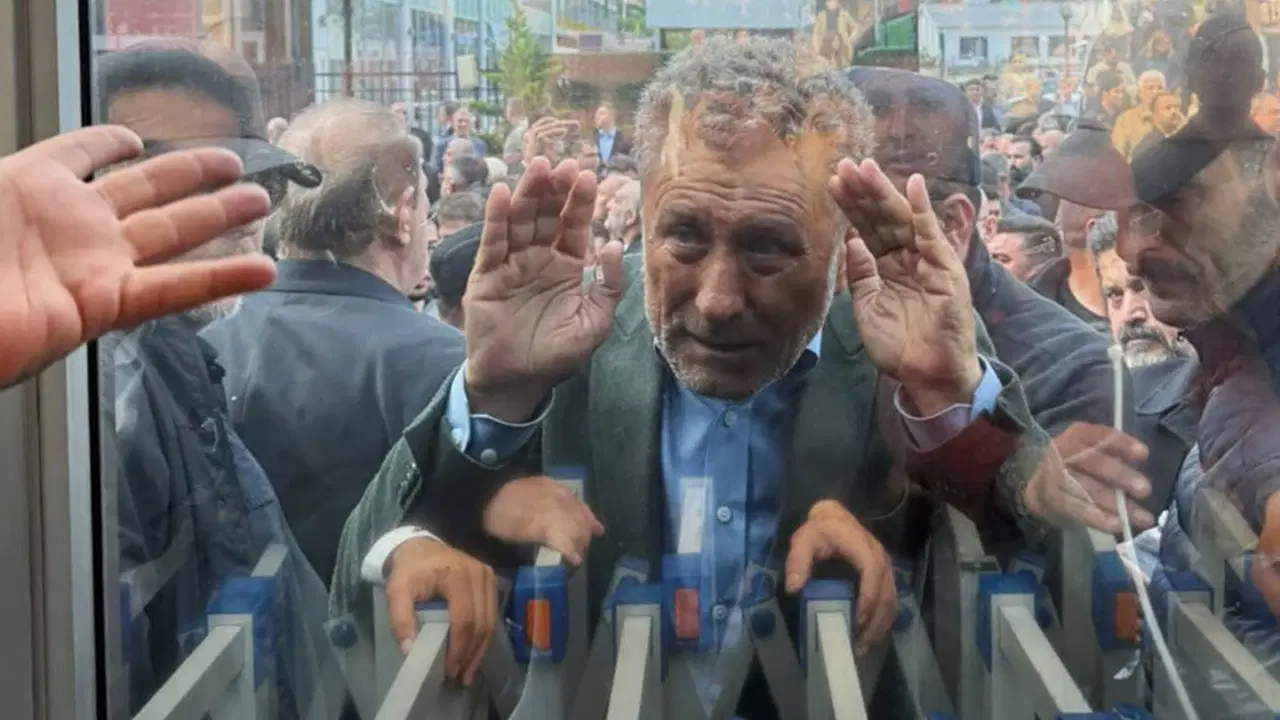 CHP'li Sarıbal'ın basın danışmanı istifa etti