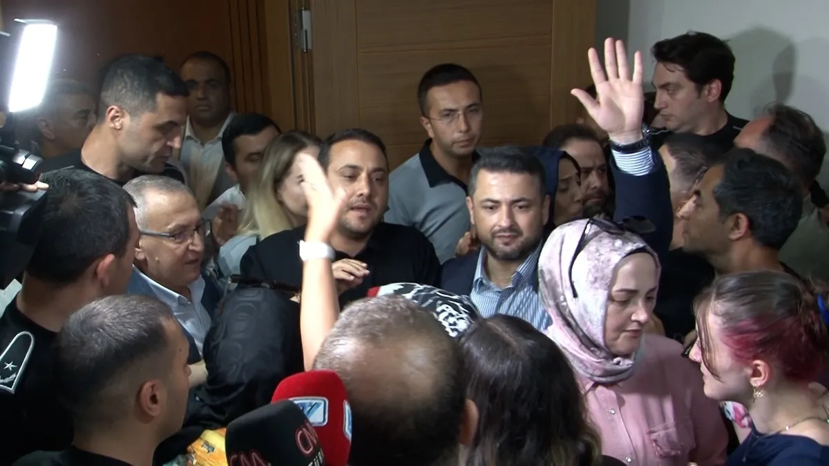 CHP'li üyelerin 15 Temmuz sözleri meclisi karıştırdı