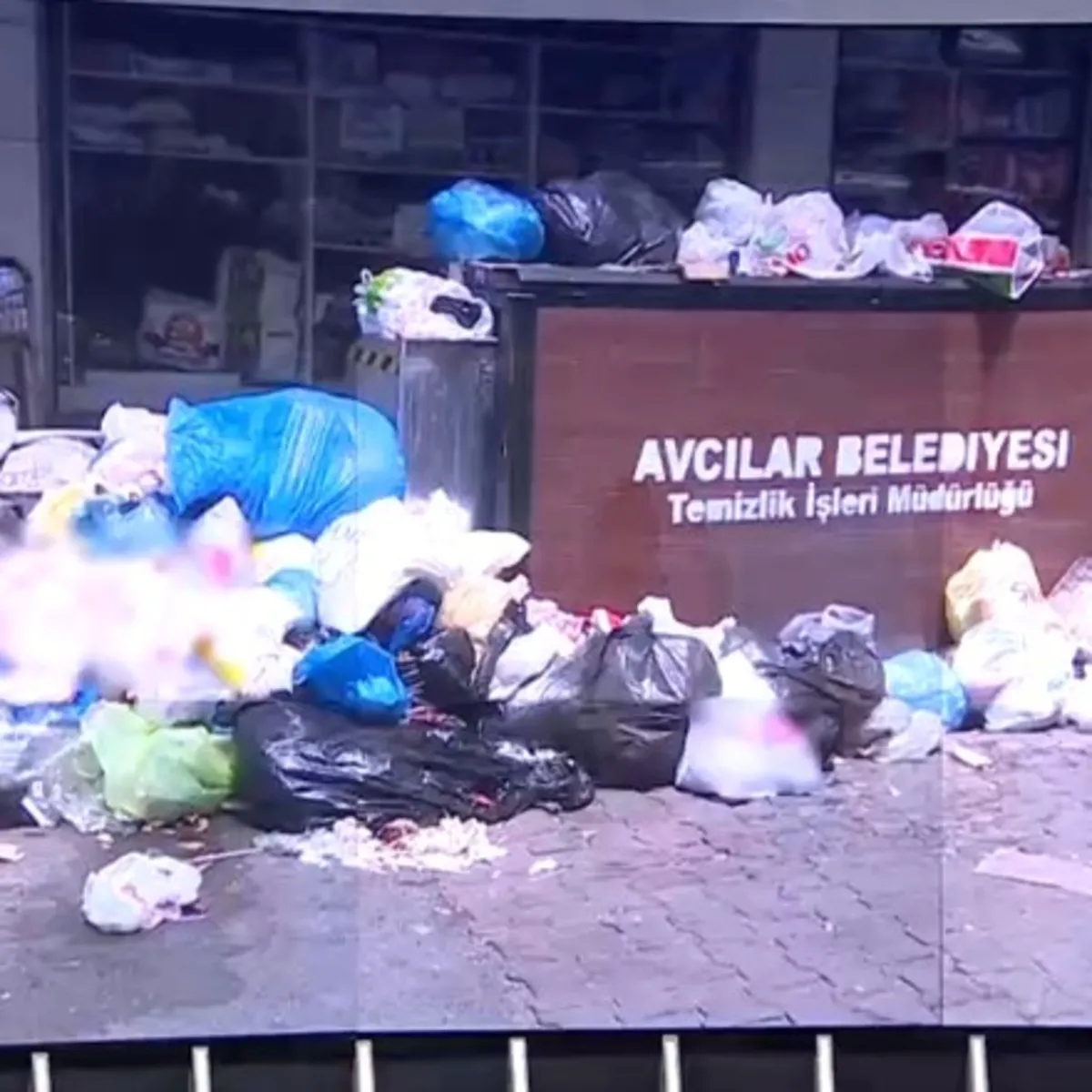CHP'nin 75 yıllık iktidar özlemi: Muhalefette çöp, çamur ve çukur siyaseti