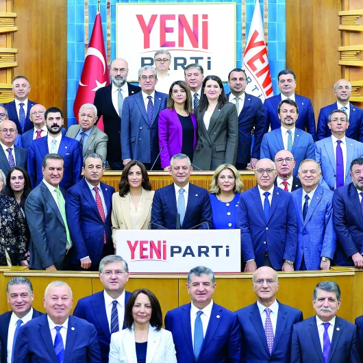 CHP'ye dönüşte koltuk pazarlığı: 17 vekil şart koşuyor