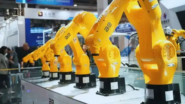 Çin'de 2025'te 354 Bin Sanayi Robotu Kuruldu
