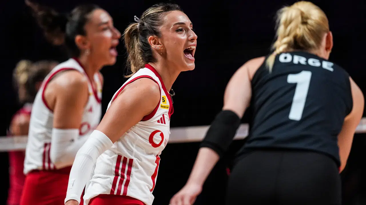 Filenin Sultanları Çin'e Konuk Oluyor: VNL Yarı Finali Nereden İzlenecek