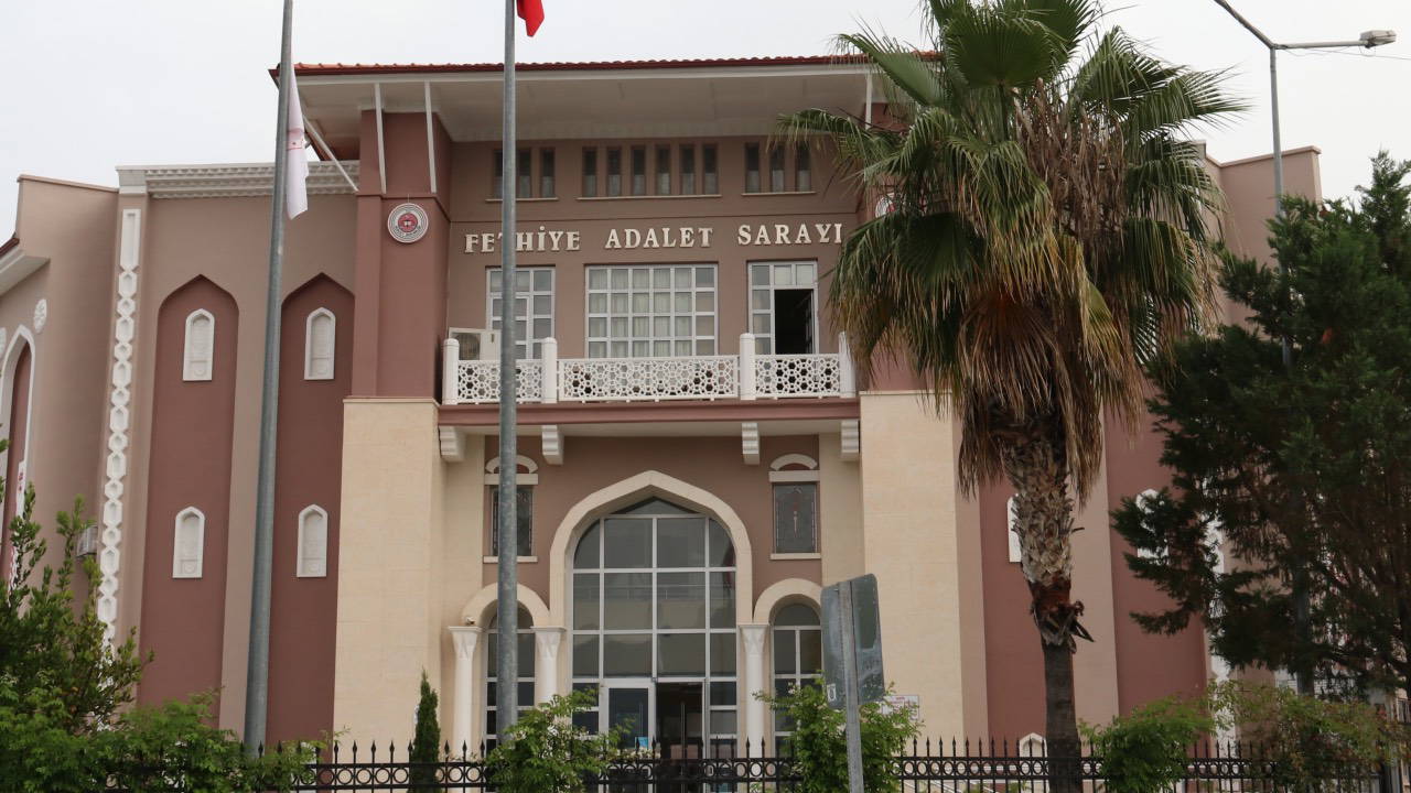 Cinsel saldırı sanığı eski öğretim görevlisine 12,5 yıl hapis cezası
