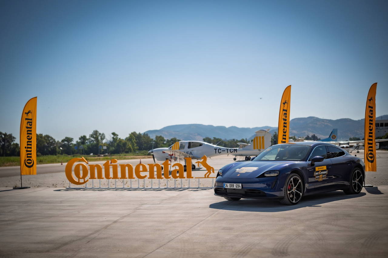 Continental, elektrikli araç lastiklerini Kuşadası'nda tanıttı