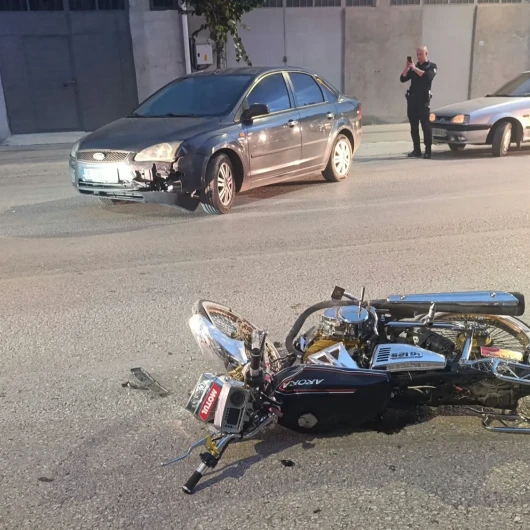 Çorum Alaca'da Otomobil Motosikletle Çarpıştı: 1 Yaralı
