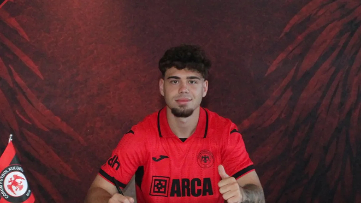 Çorum FK, 21 yaşındaki Rumen sol bek Andrei Borza'yı transfer etti