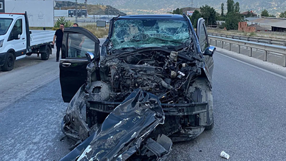 Çorum FK'da Atakan Akkaynak trafik kazası geçirdi