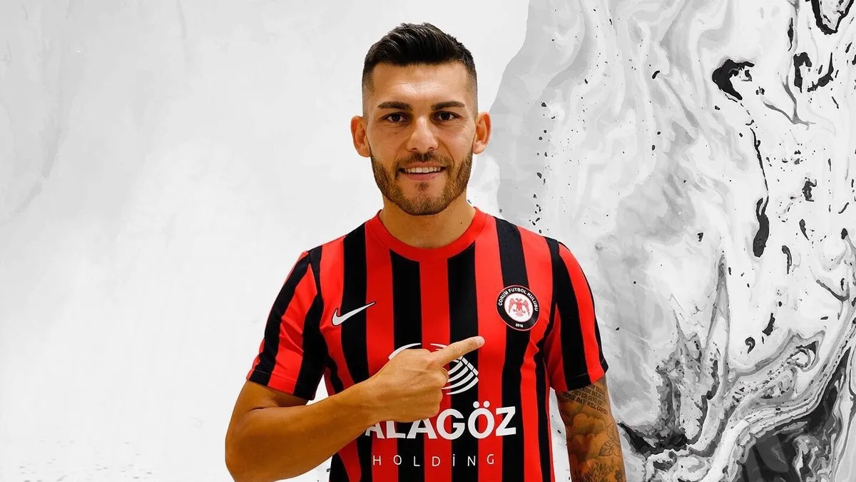 Çorum FK, 22 yaşındaki Atakan Cangöz ile yollarını ayırdı
