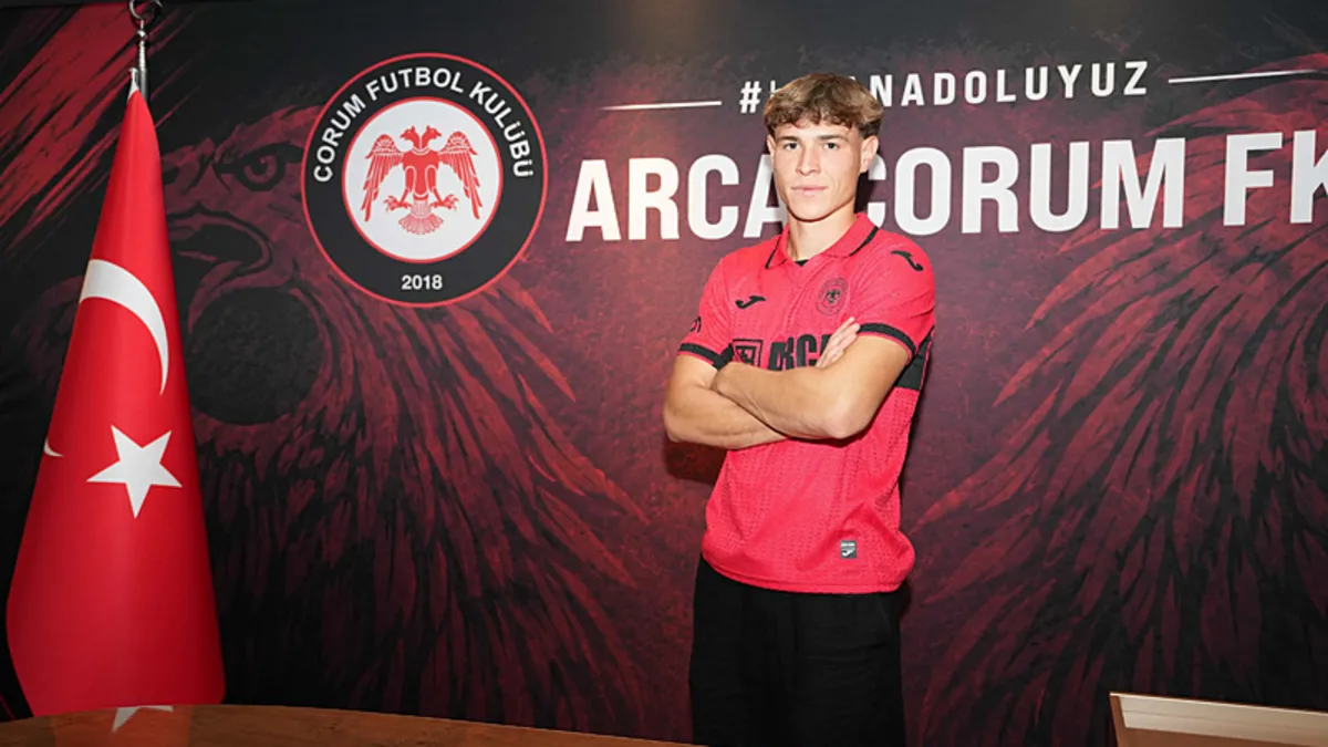 Çorum FK Bosnalı Genç Yıldız Ermin Mahmic'i Transfer Etti