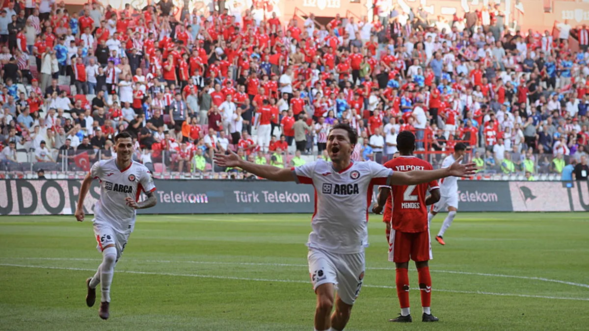 Çorum FK, Samsunspor'u 5 golle yıktı