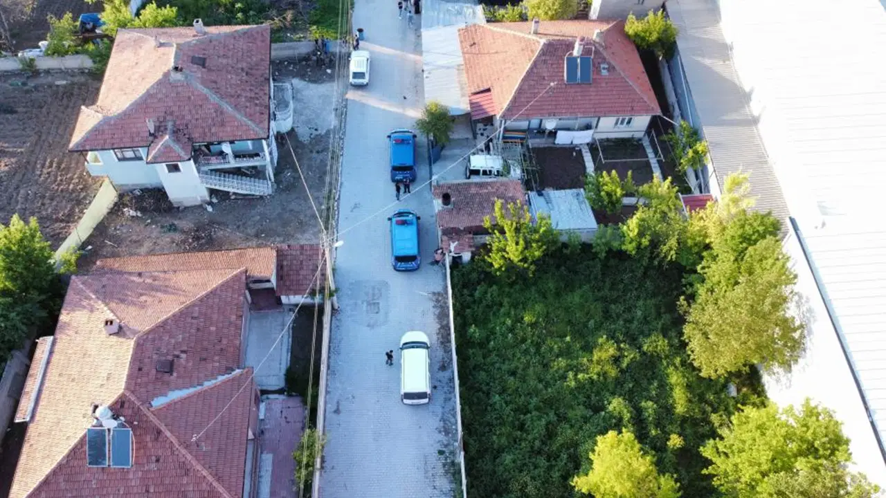 Çorum'da uyuşturucu operasyonu: 3 şüpheli kaçarken yakalandı