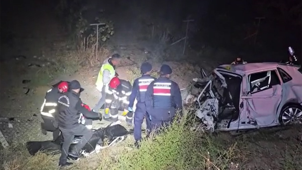Çorum'da feci kaza: Otomobil ile cip çarpıştı, 4 ölü